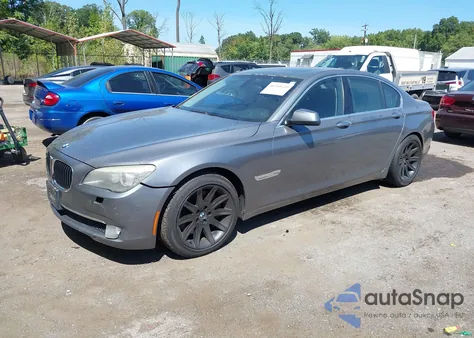 2010 BMW 750I xDrive z USA, uszkodzony, nr VIN WBAKC6C5XACL67642